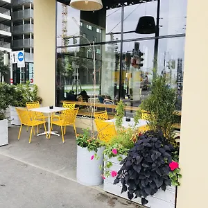 Schani Hauptbahnhof Hotel